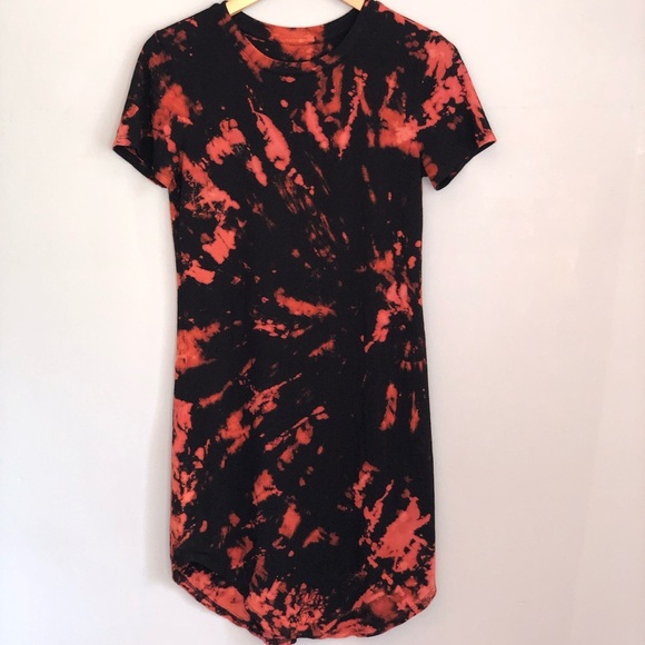 Rounded hem fitted mini dress - Picture 4 of 6